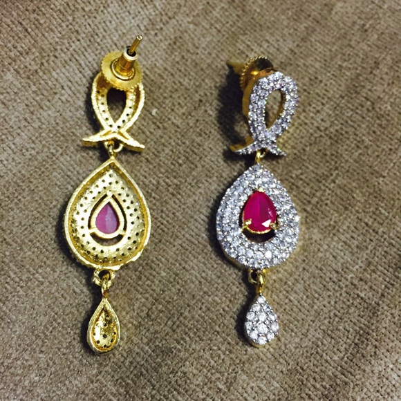 S O L D - Picture 3 of 4