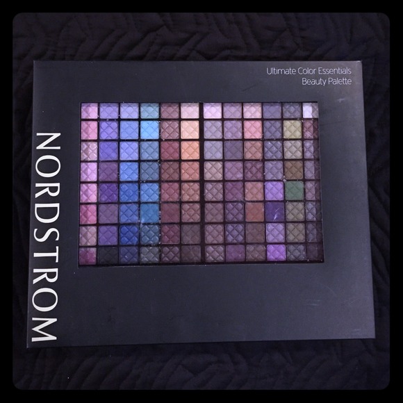 Nordstrom Ultimate Color Essentials Beauty Palette