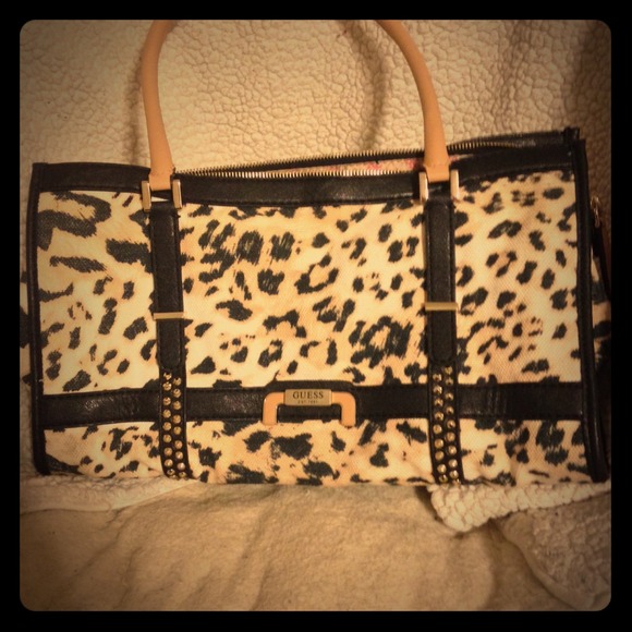 ❤️ Cheetah Guess Bag ❤️