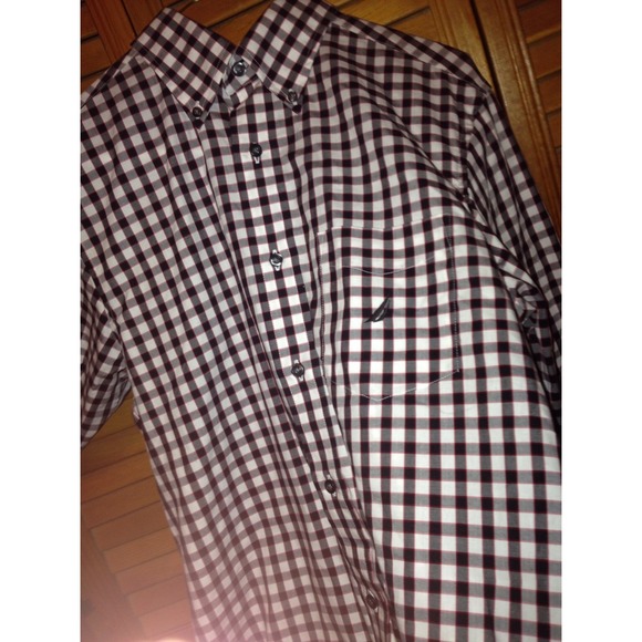 Men's Nautica Plaid Shirt.