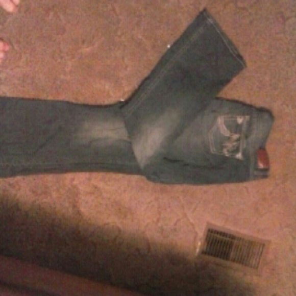 Maurices jeans