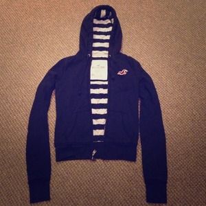 Hollister Navy Blue Hoodie with extra lining.