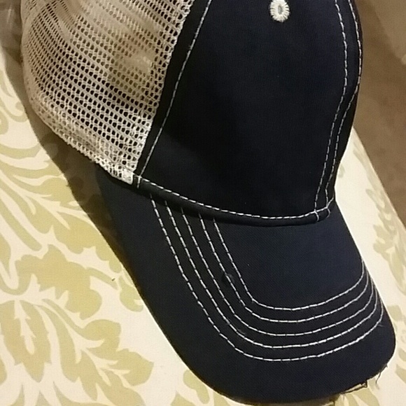 Blue baseball cap - Picture 2 of 3