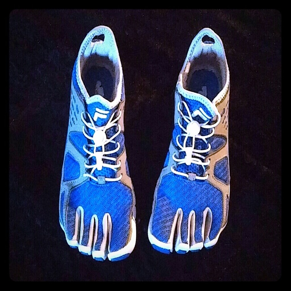 skeleton running shoes 69 fila shoes fila skeleton sneakers from belinda s skeleton running shoes 69 fila shoes fila skeleton sneakers from belinda s