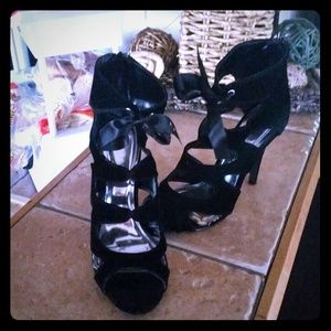 Black heels with Satin Ribbon