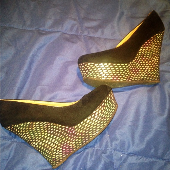 🎀black wedges !! - Picture 3 of 3