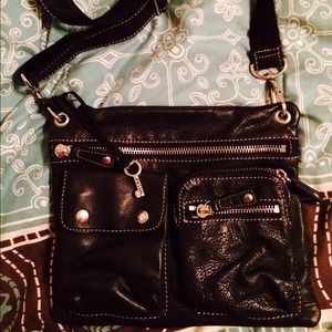 Black Fossil cross body 👜