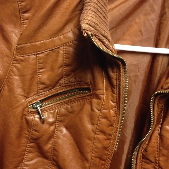 Jacket - Picture 2 of 3