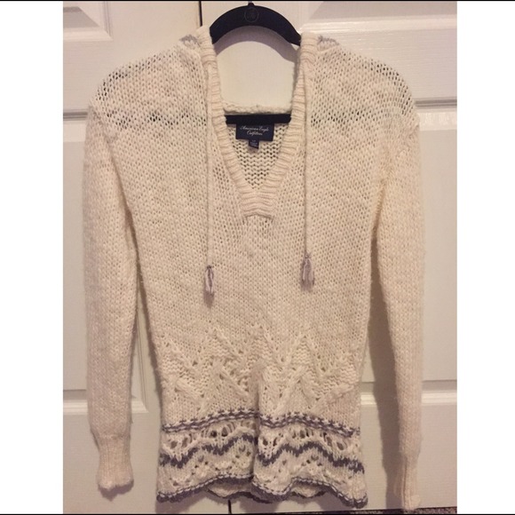 American Eagle knit hooded sweater