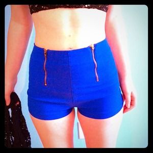 Blue Zippered high-waisted shorts
