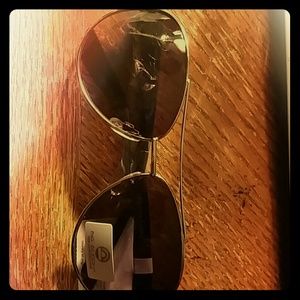 Brand new aviator sunglasses
