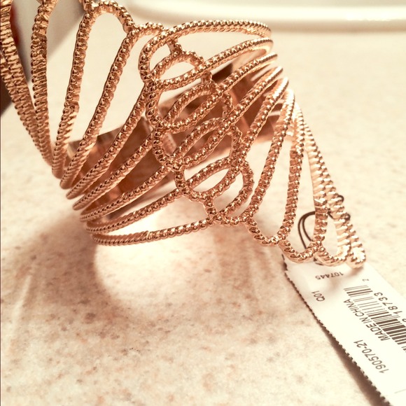 Gold guess bracket brand new