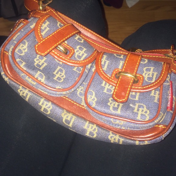 D&B Shoulder/Crossbody Purse.