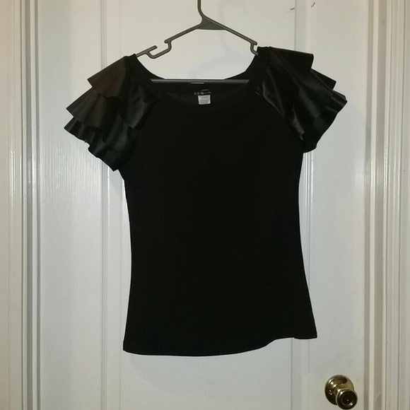 Black, ruffle sleeve shirt