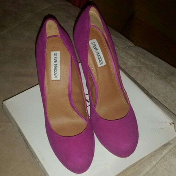 Purple suede pumps