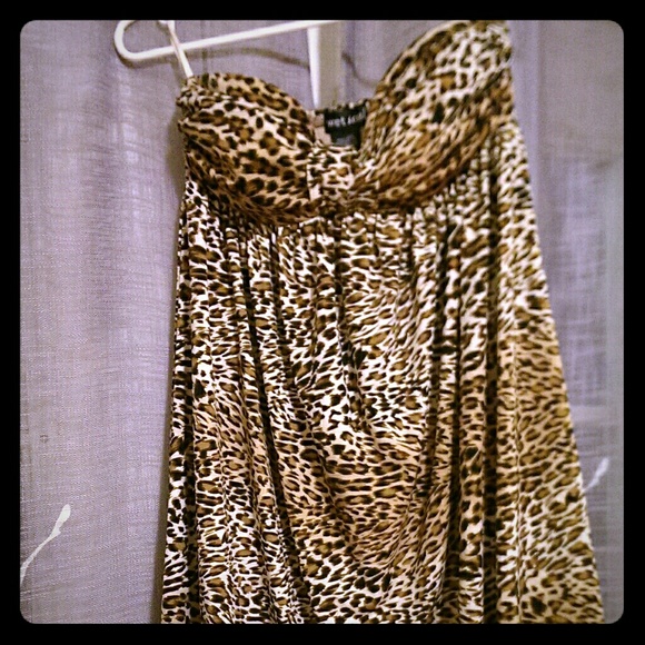 Wet Seal Strapless short dress. - Picture 1 of 2