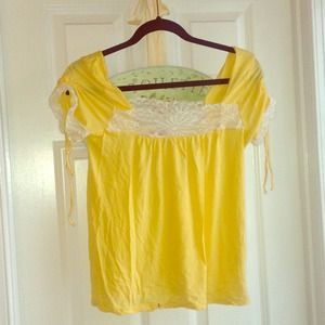 Ella Moss Lace Top - Size Medium