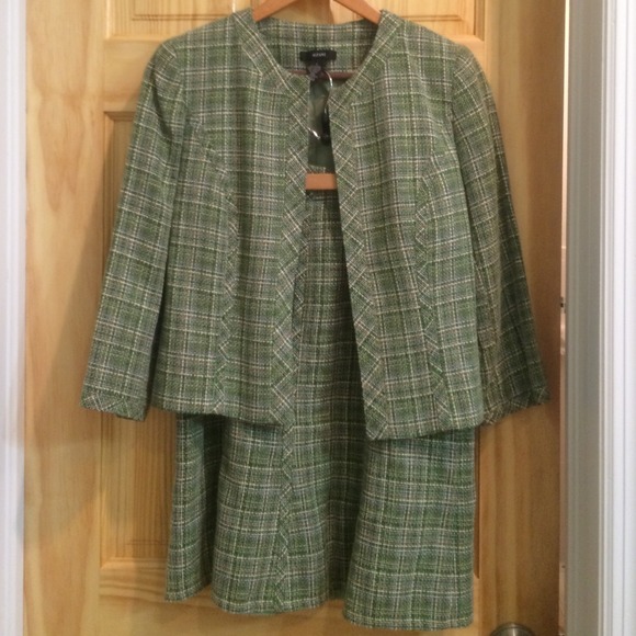 Alfani Knit Suit Sz4 Green