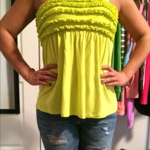 Great flowy, strapless top