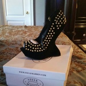 Steve Madden Gravity Heels