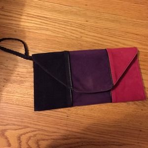 Tri-color clutch