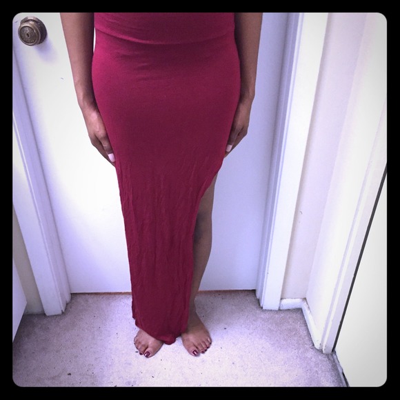 Long side ruby skirt