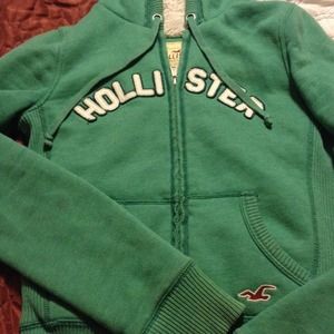Green hollister sweater
