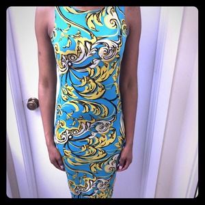 Sleeveless midi body con dress