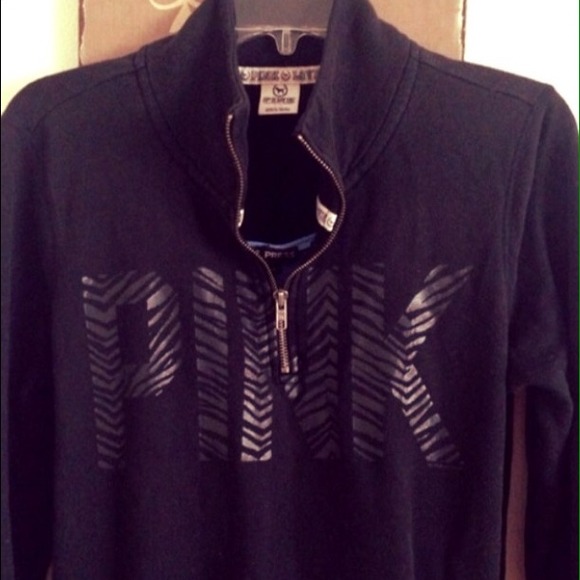 🚫SOLD🚫VICTORIAS'S SECRET PINK ZEBRA HALF ZIP - Picture 1 of 3