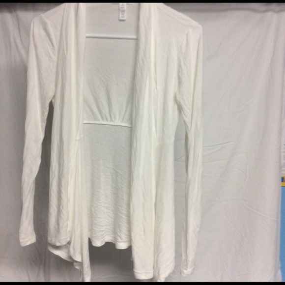 ❌SOLD❌ white cardigan - Picture 1 of 3