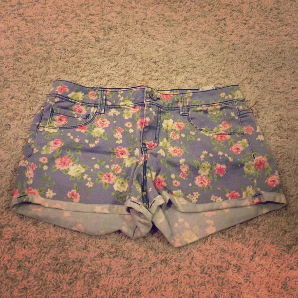 Floral spandex shorts