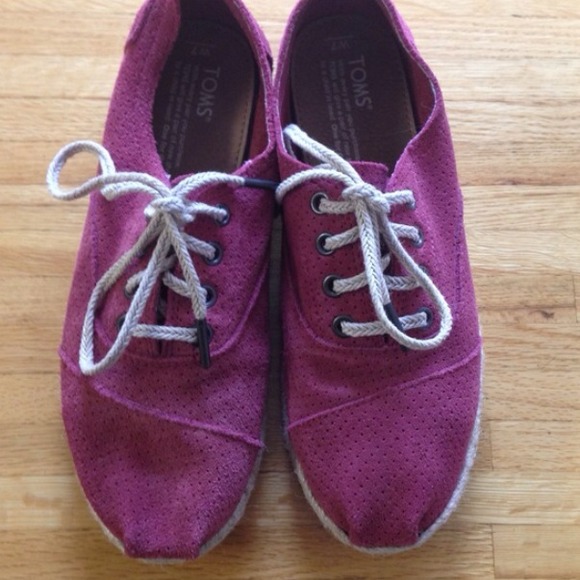 Cranberry Cordone TOMS