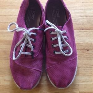 Cranberry Cordone TOMS