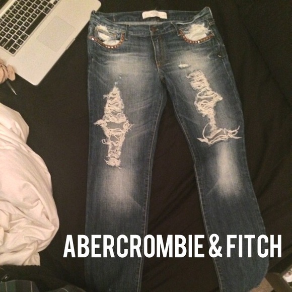 PRICE DROP!!! Abercrombie & Fitch Distressed Jeans