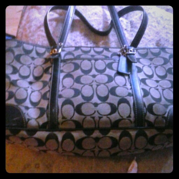 Authentic coach purse