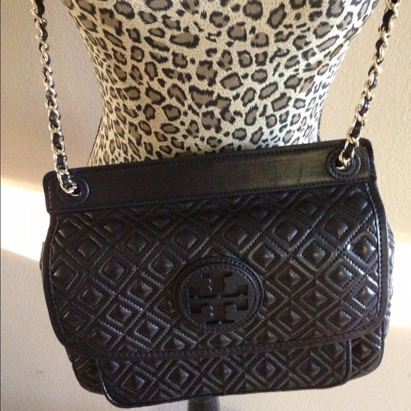 Tory Burch Handbags - ✨✨CYBER MONDAY SALE ✨✨Tory Burch Marion Bag