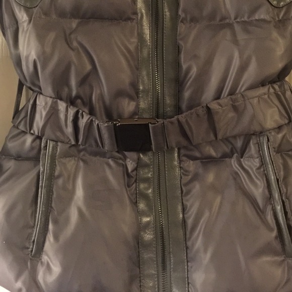 Gray winter ski jacket - Picture 4 of 4