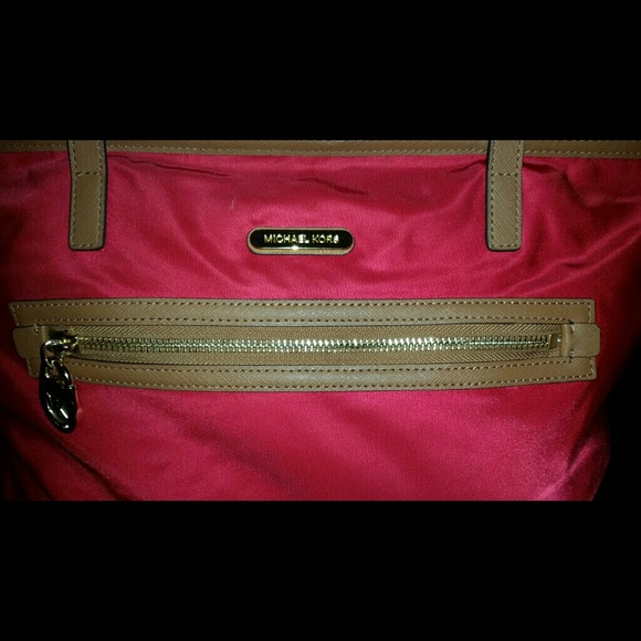 SOLD! SOLD!! Authentic Michael Kors Tote SOLD! - Picture 3 of 4