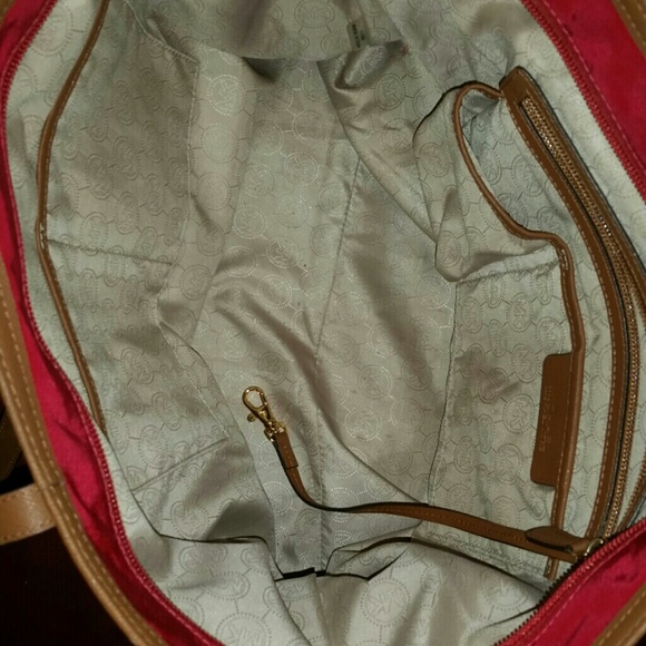 SOLD! SOLD!! Authentic Michael Kors Tote SOLD! - Picture 4 of 4