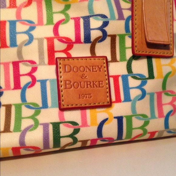Purse - Picture 2 of 2