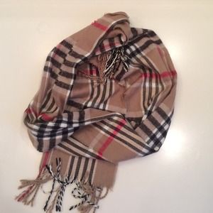 SALE: Plaid Scarf