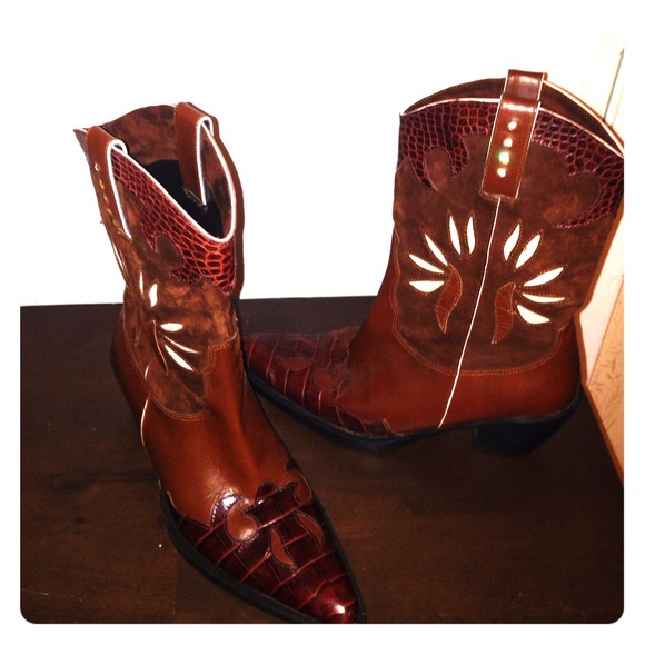Vaneli cowgirl boots