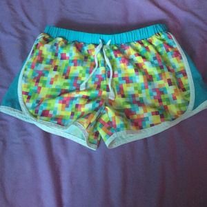 SO water shorts M in kids