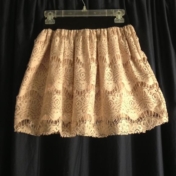 Cream lace skirt