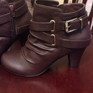 Fergalicious dark brown ankle heel booties! New!