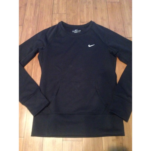 Nike Outerwear - Nike Therma-Fit Crew Neck