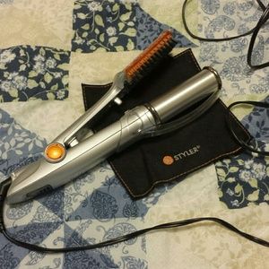 IN Styler! The Rotating straightener