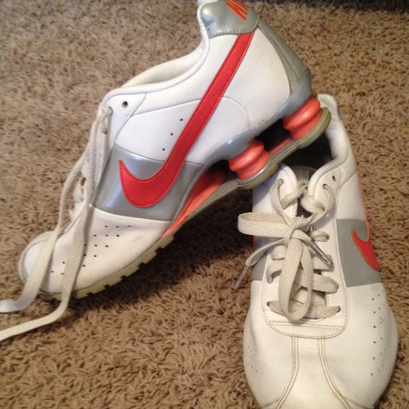 Nike shox