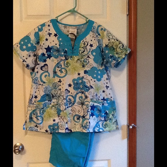 Scrub top and pants