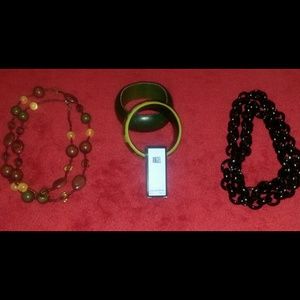 Jewelry Bundle & sample of Thierry Mugler Angel